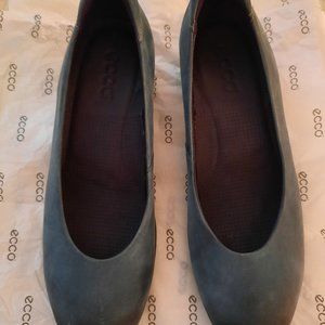 Ecco Women's Shoes Green Size 39